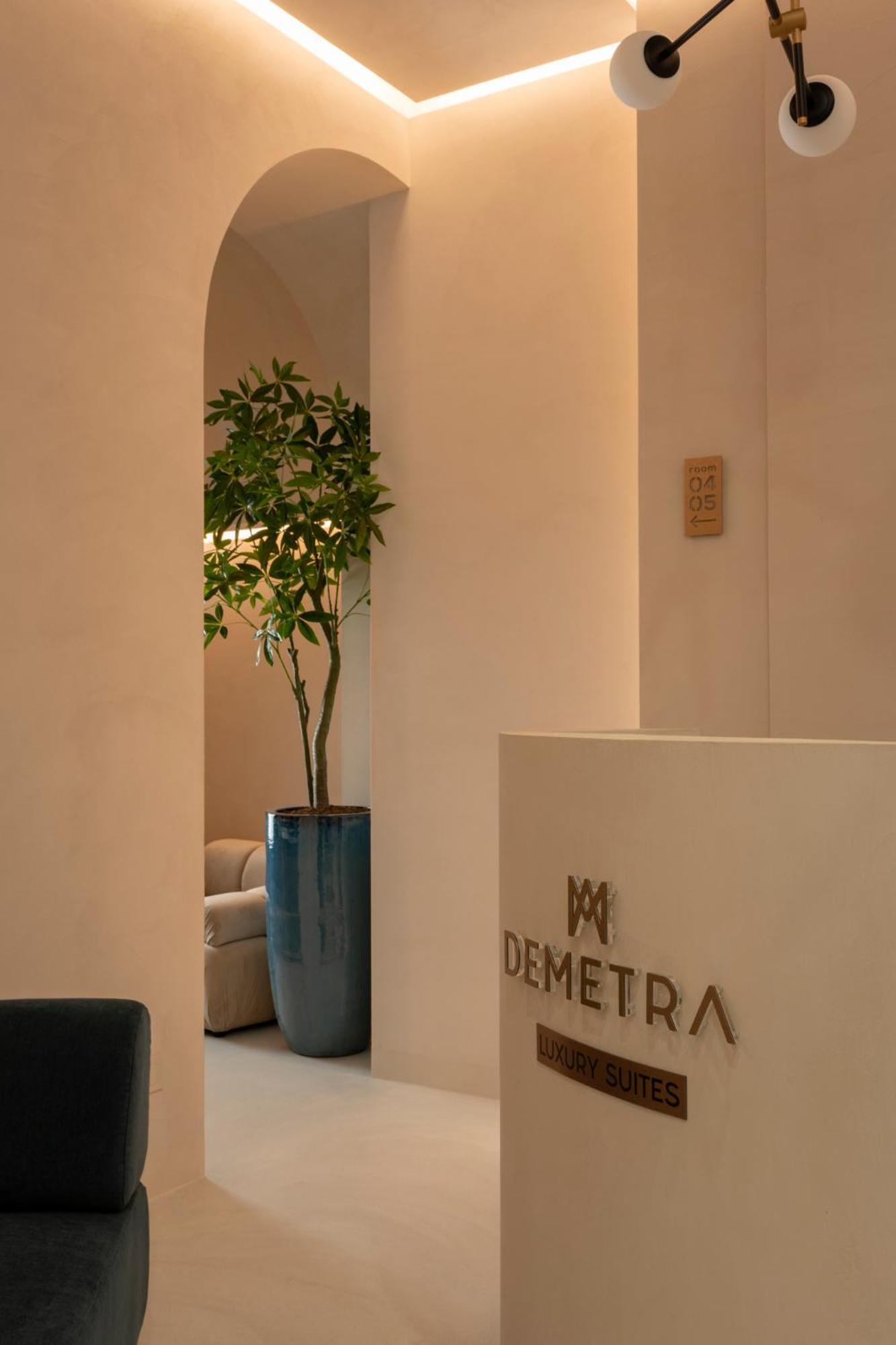 Demetra Luxury Suites เนเปิลส์ ภายนอก รูปภาพ