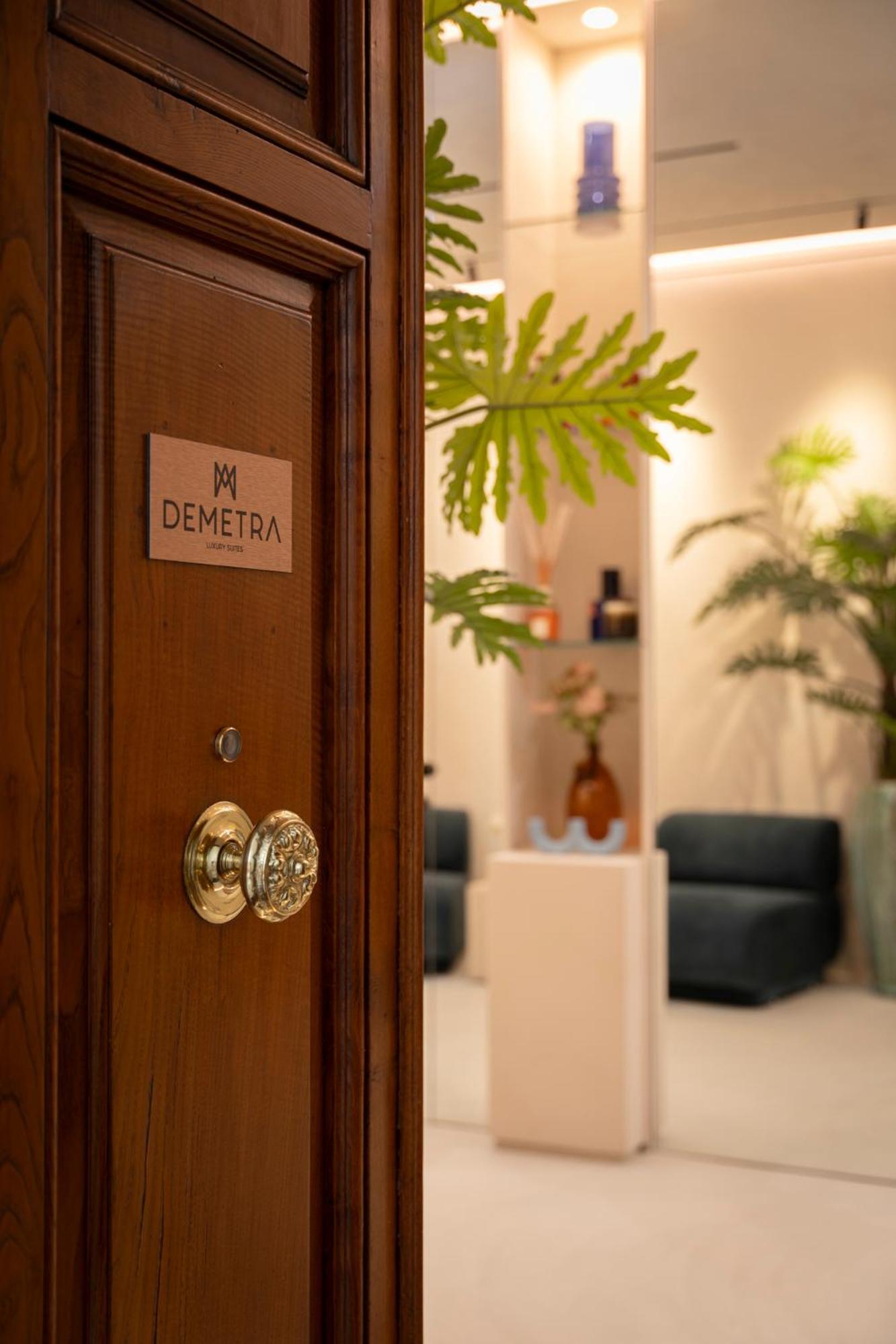 Demetra Luxury Suites เนเปิลส์ ภายนอก รูปภาพ