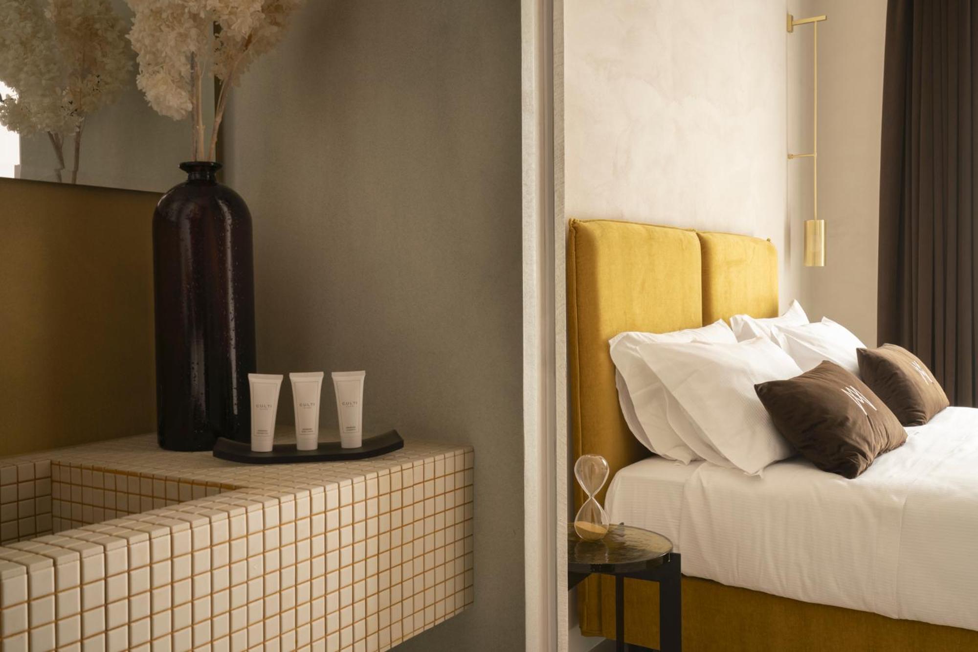 Demetra Luxury Suites เนเปิลส์ ภายนอก รูปภาพ